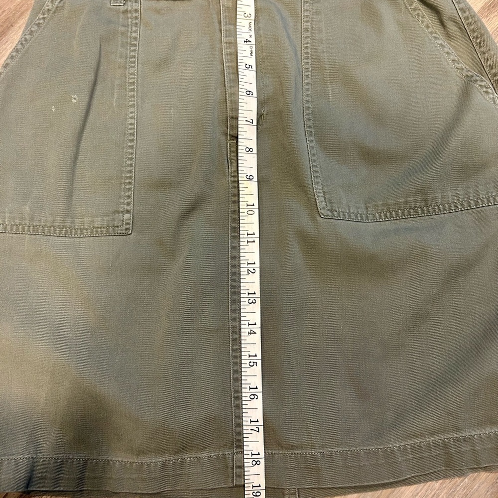 Columbia Olive Green Sporty Gorpcore Outdoor Skirt Front Button & Zip Size Small - Picture 7 of 7